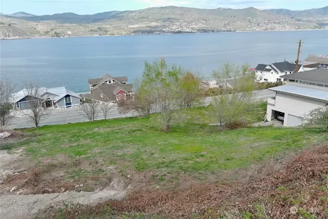 70 Grandview Lane Chelan WA 98816