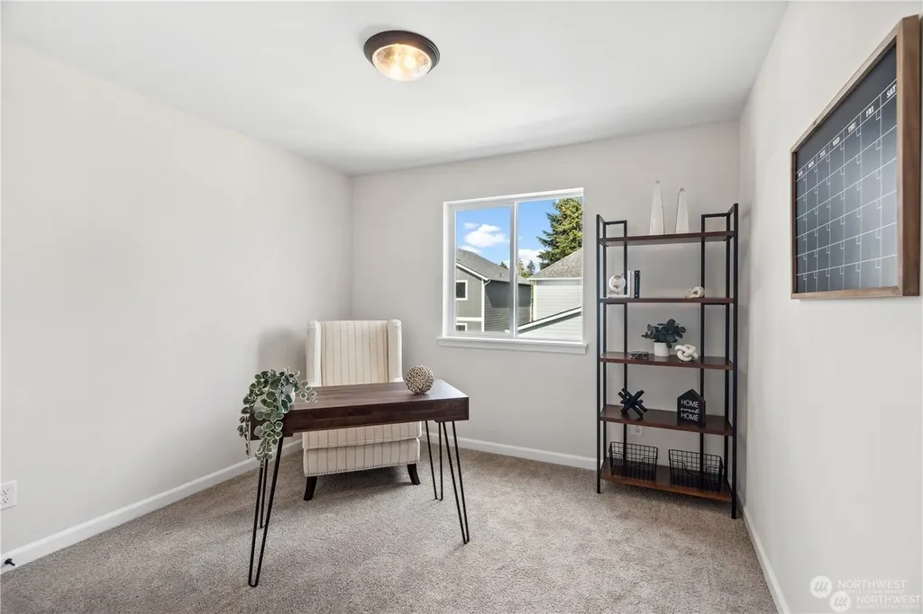 1422 60th Avenue NE Tacoma WA 98422