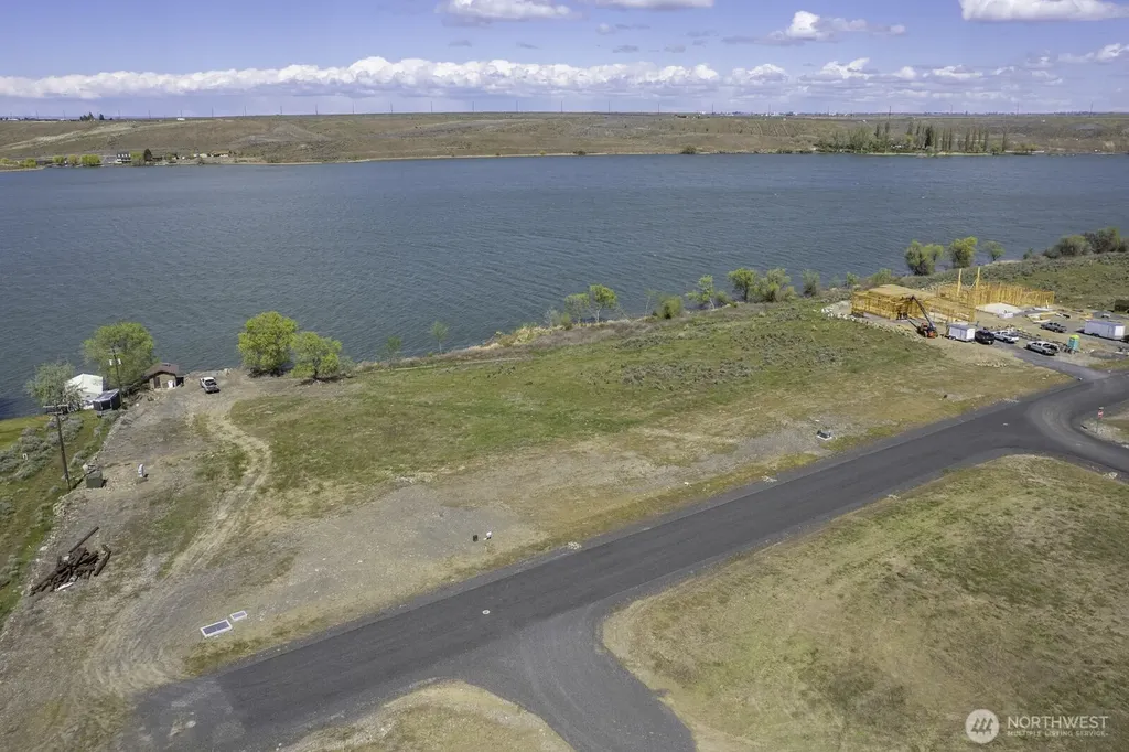 5 6.3 NE Moses Lake WA 98837
