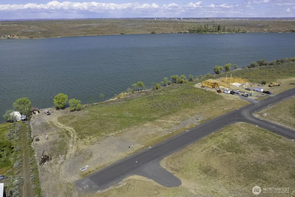 4 6.3 NE Moses Lake WA 98837