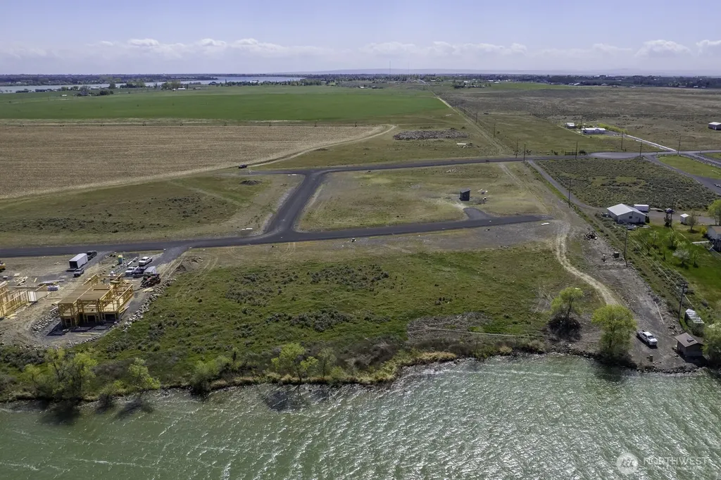 4 6.3 NE Moses Lake WA 98837
