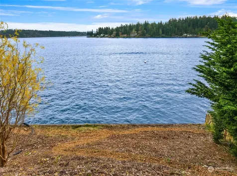 3356 Point White Drive NE Bainbridge Island WA 98110