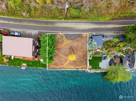 3356 Point White Drive NE Bainbridge Island WA 98110