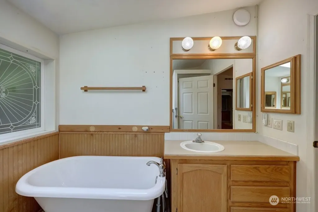 20410 Crane Place Ocean Park WA 98640