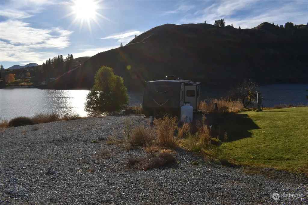 685 Loomis Oroville Road Tonasket WA 98855