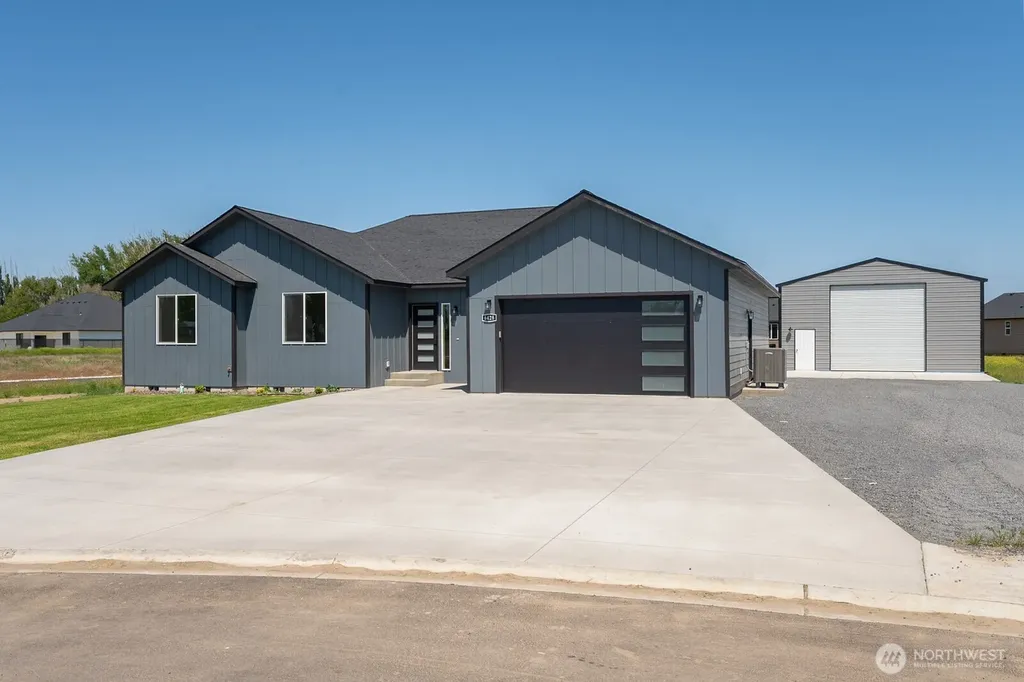 6428 NE Road 2.05 Moses Lake WA 98837