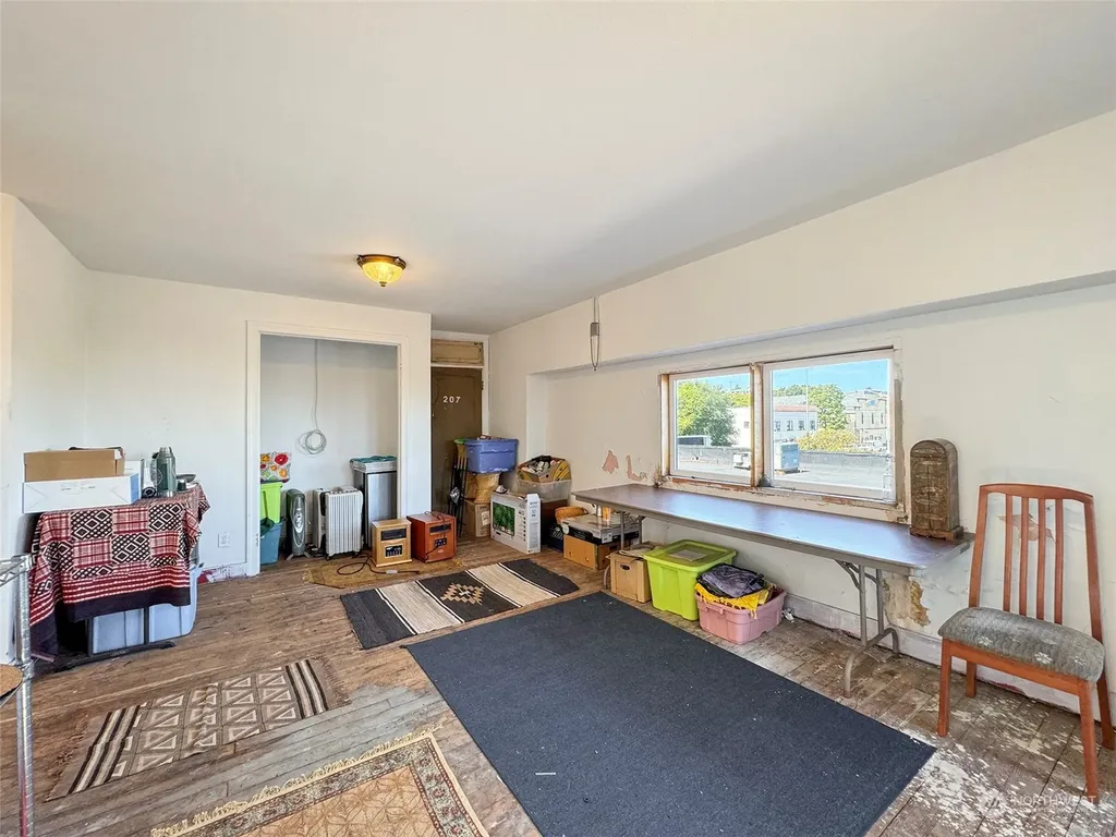 229 W First Street Port Angeles WA 98362