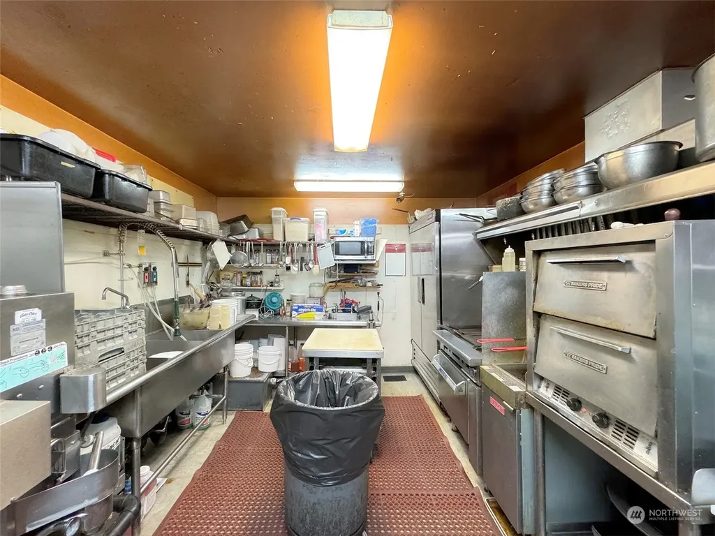 229 W First Street Port Angeles WA 98362