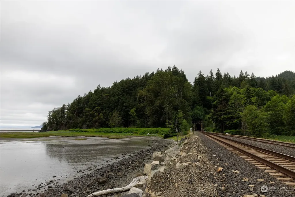 2190 Chuckanut Drive Bellingham WA 98232