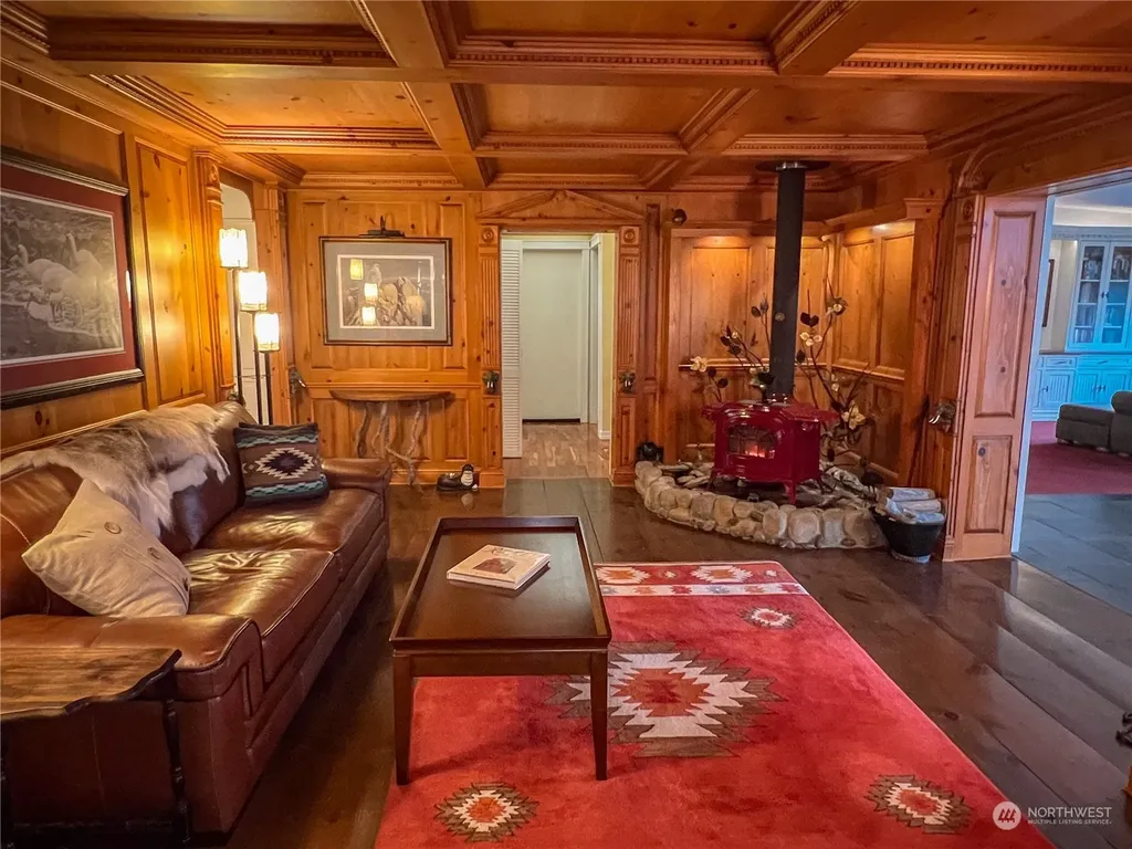 7251 Oak Bay Road Port Ludlow WA 98365