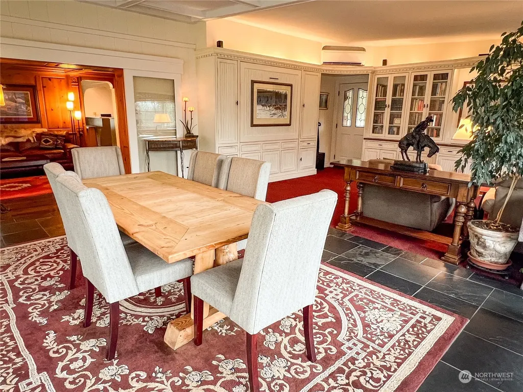 7251 Oak Bay Road Port Ludlow WA 98365