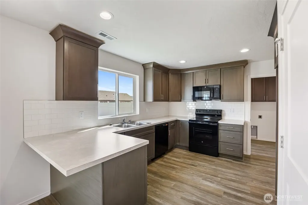 208 Rattray Drive Mattawa WA 99349