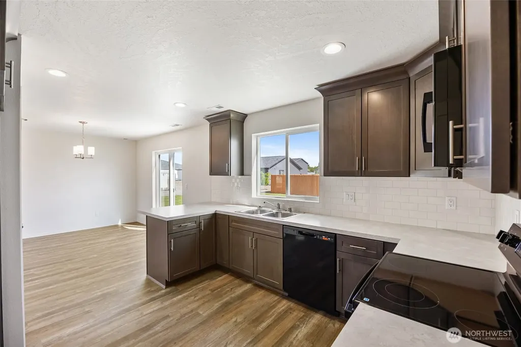 208 Rattray Drive Mattawa WA 99349