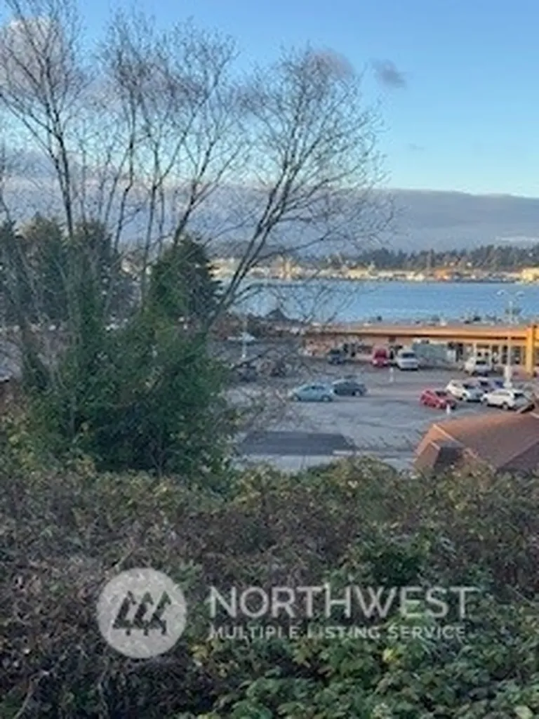 130 Mitchell Avenue Port Orchard WA 98366