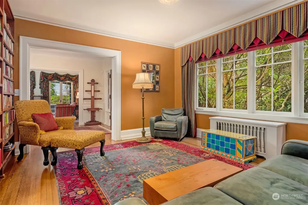 3802 E John Street Seattle WA 98112