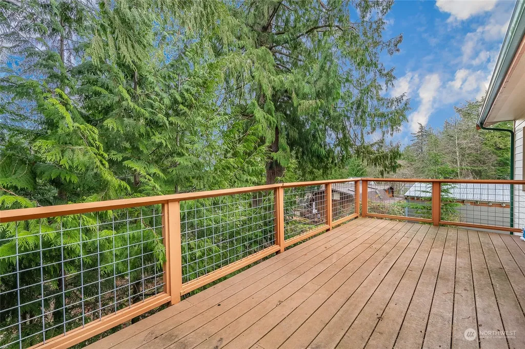 2940 Cedar Avenue Lummi Island WA 98262