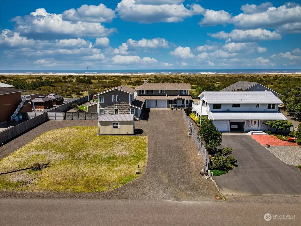 935 S Sand Dune Avenue SW Ocean Shores WA 98569
