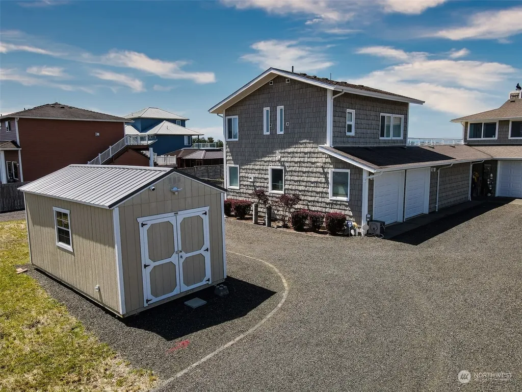 935 S Sand Dune Avenue SW Ocean Shores WA 98569