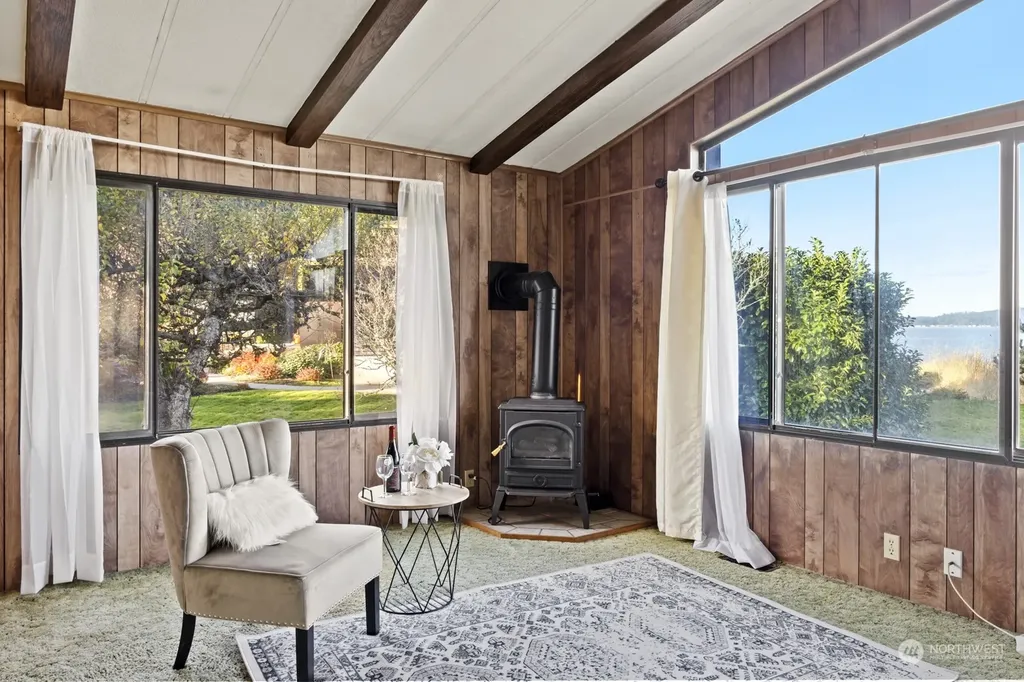 8552 NE Gordon Drive Bainbridge Island WA 98110