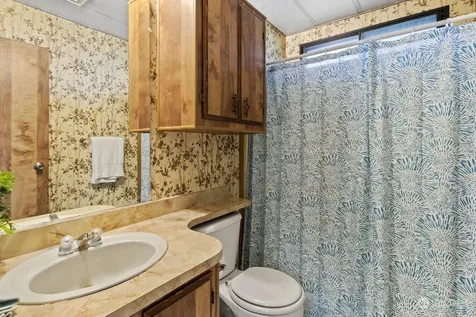 8552 NE Gordon Drive Bainbridge Island WA 98110