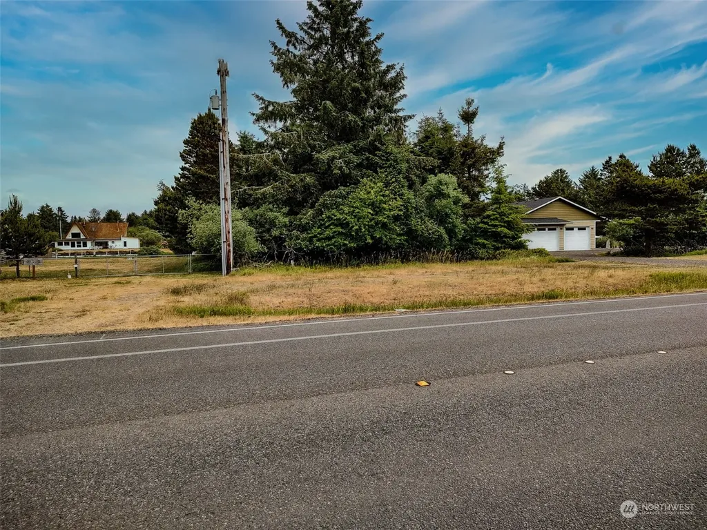 546 Point Brown Avenue SE Ocean Shores WA 98569