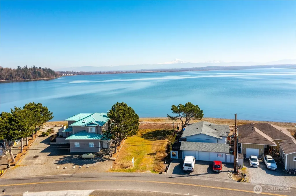 3895 Saltspring Drive Ferndale WA 98248