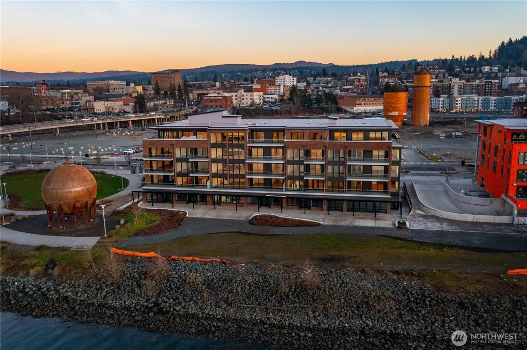 1025 Granary Avenue Bellingham WA 98225