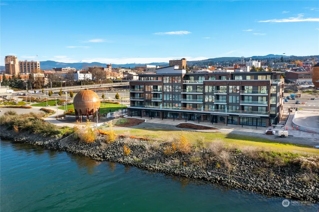1025 Granary Avenue Bellingham WA 98225