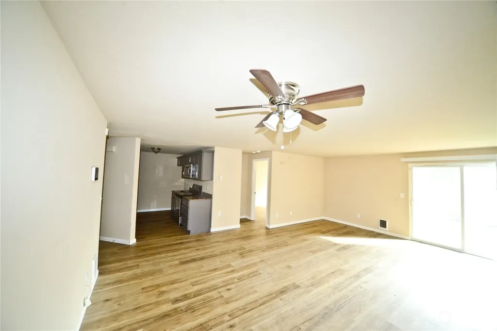 9815 Holly Drive Everett WA 98204