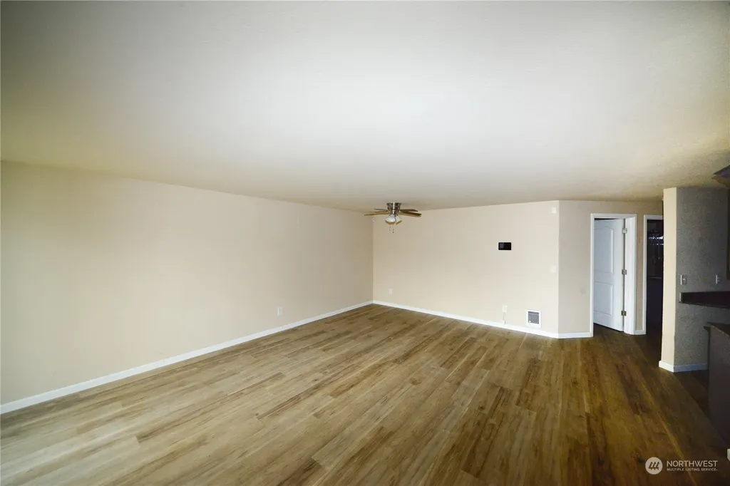 9815 Holly Drive Everett WA 98204
