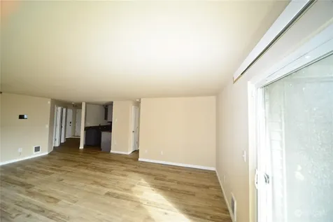 9815 Holly Drive Everett WA 98204
