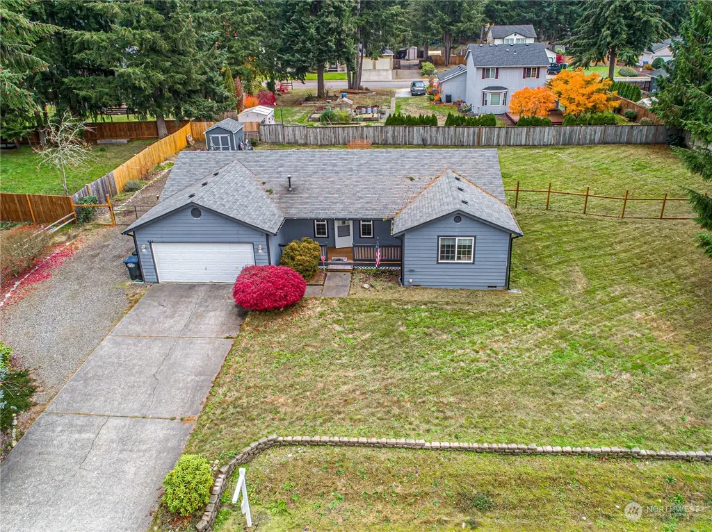 604 Nieland Loop SE Rainier WA 98576