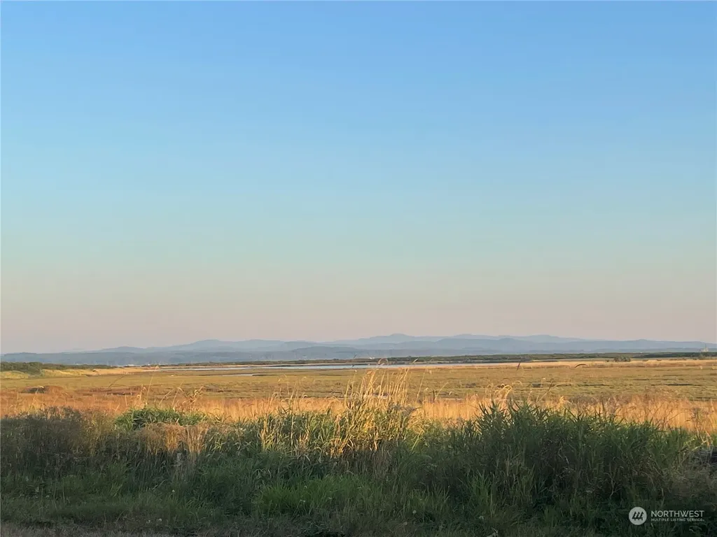 2680 Sunset Lane Tokeland WA 98590