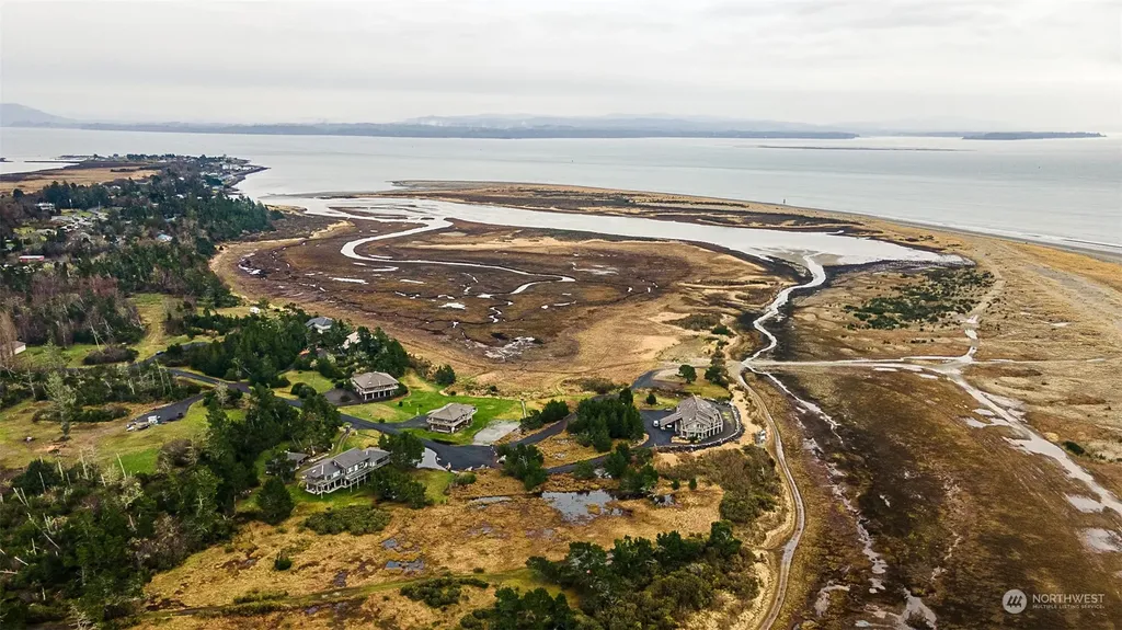 2680 Sunset Lane Tokeland WA 98590
