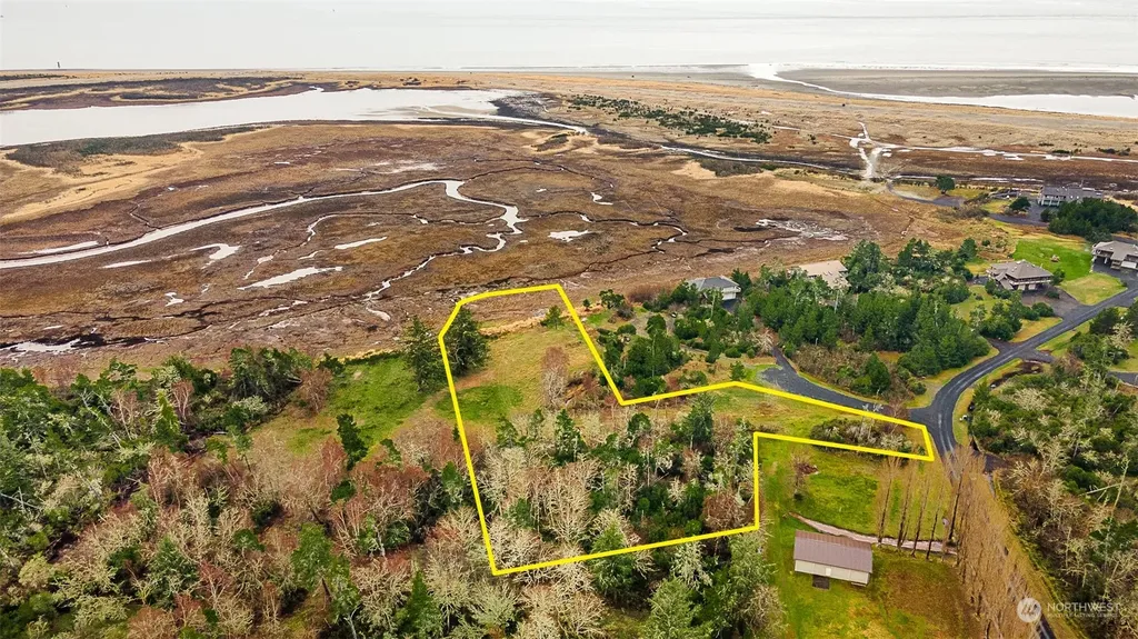 2680 Sunset Lane Tokeland WA 98590