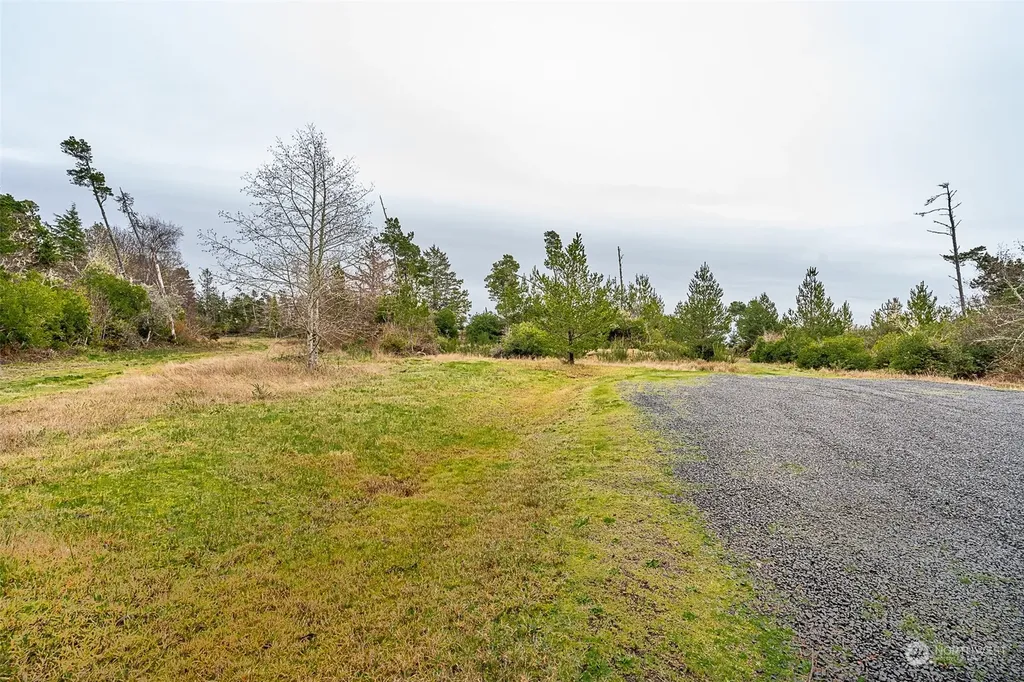 2680 Sunset Lane Tokeland WA 98590