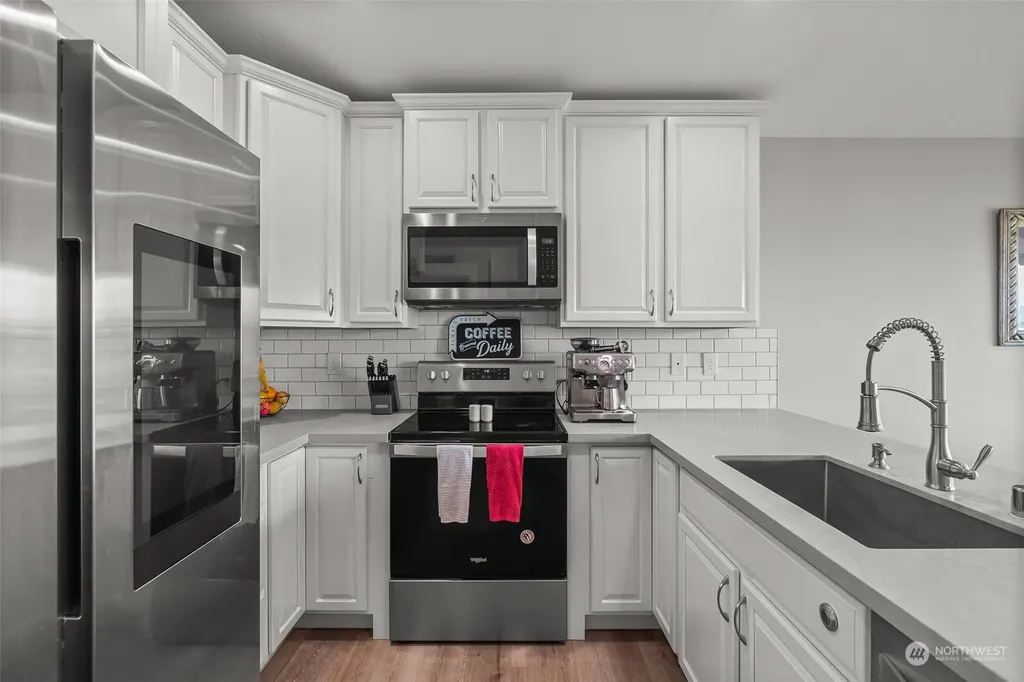 571 Puffin Avenue NE Ocean Shores WA 98569