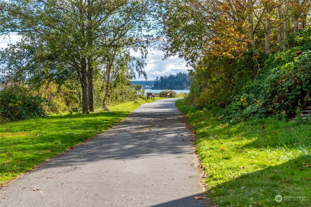 207 Mansfield Court Anacortes WA 98221