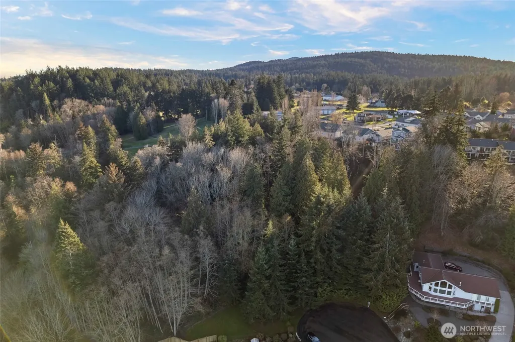 4224 Mitchell Drive Anacortes WA 98221
