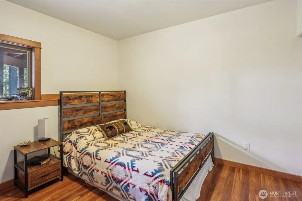232 Upper Lakeview Road Underwood WA 98672