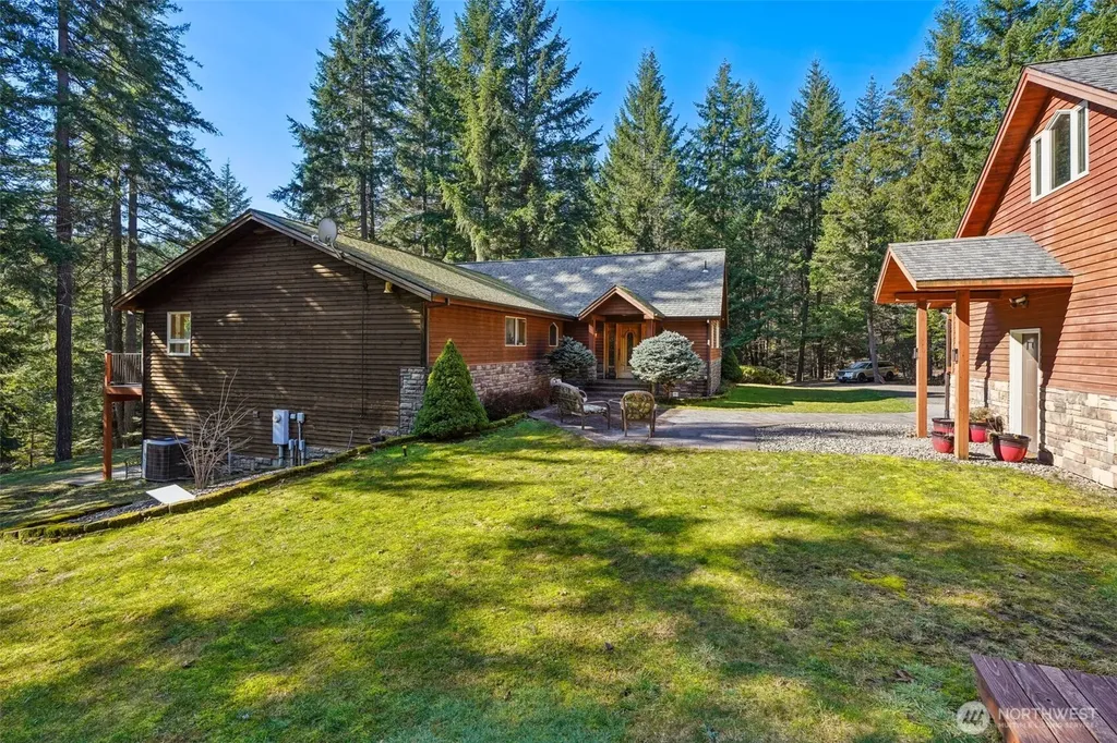232 Upper Lakeview Road Underwood WA 98672