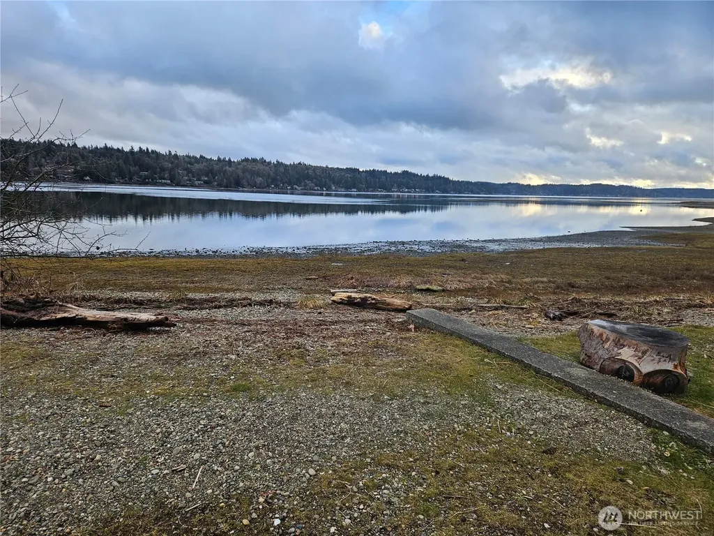 321 NE Barbara Boulevard Belfair WA 98528