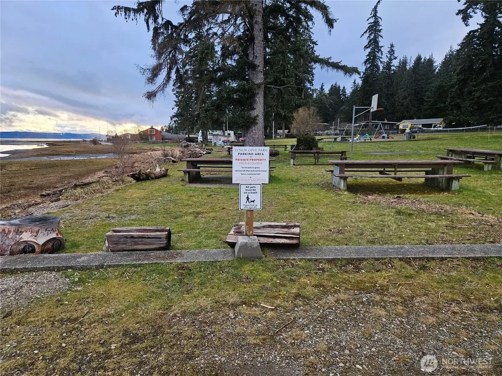 321 NE Barbara Boulevard Belfair WA 98528