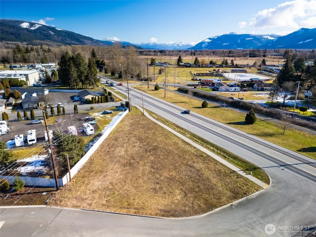 1418 E Moore Street Sedro Woolley WA 98284