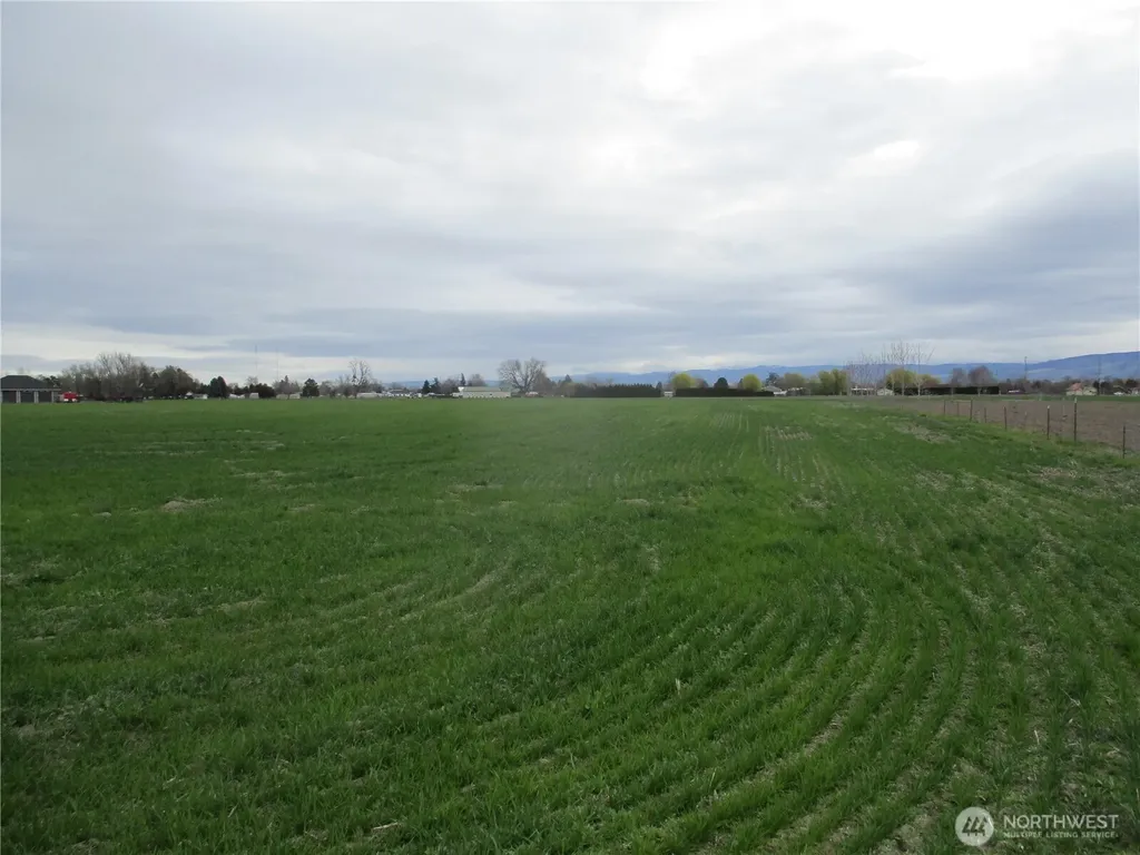 0 Bunchgrass Lane Walla Walla WA 99362