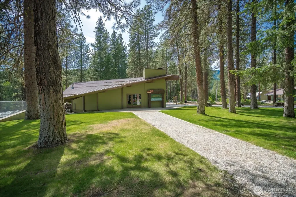 25312 Saddle Street Leavenworth WA 98826