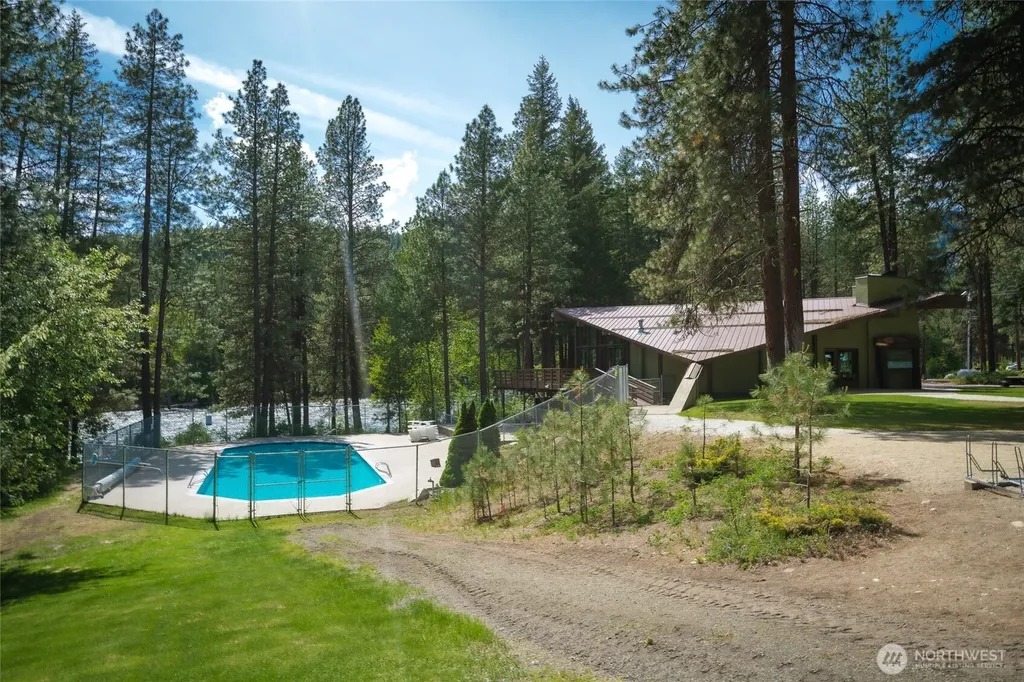 25312 Saddle Street Leavenworth WA 98826