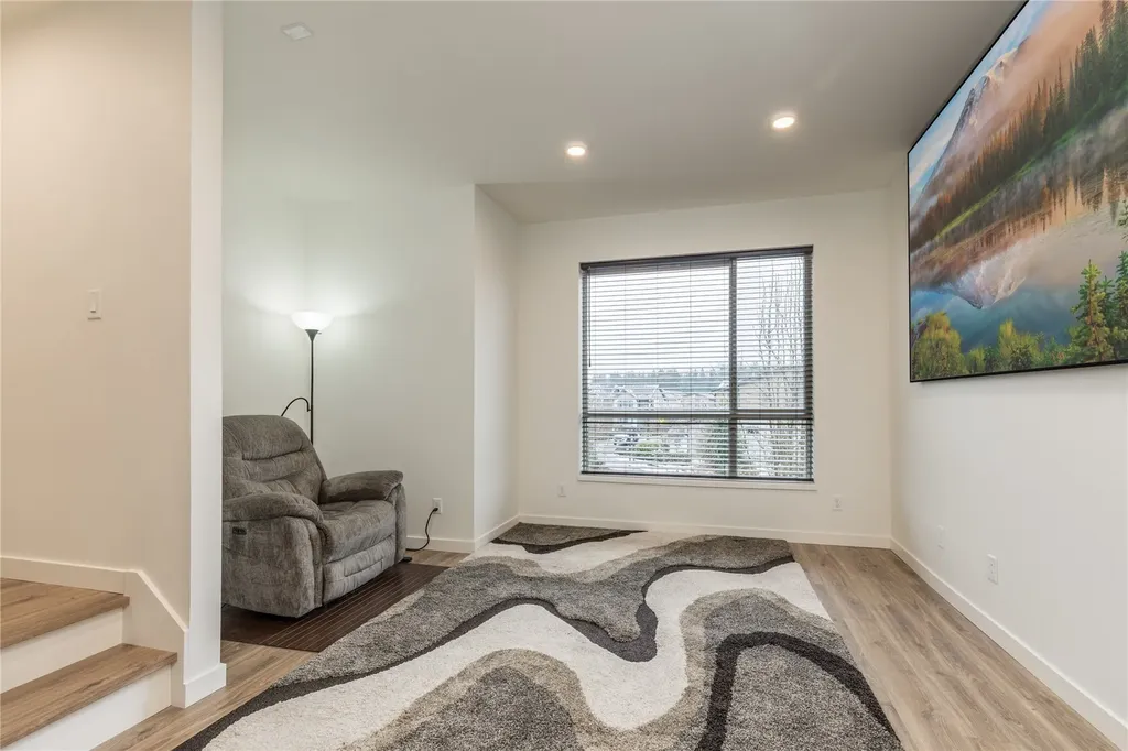 32779 Madrona Avenue SE Black Diamond WA 98010