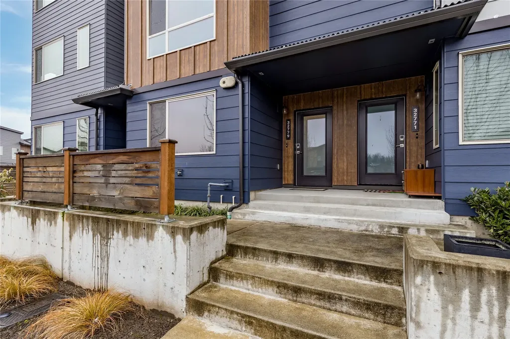 32779 Madrona Avenue SE Black Diamond WA 98010