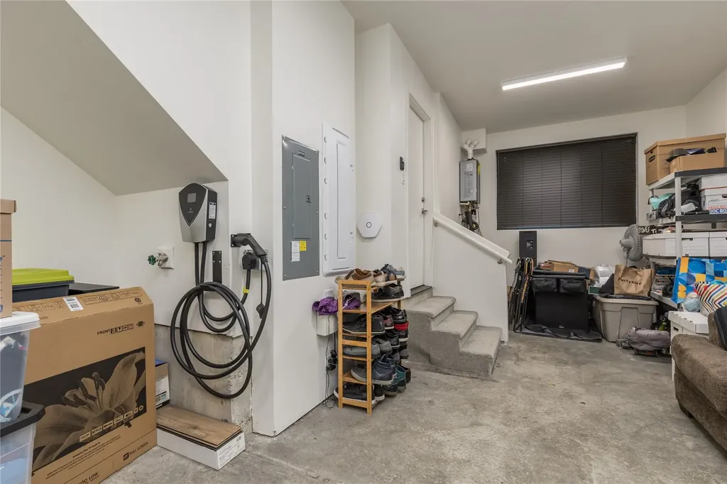 32779 Madrona Avenue SE Black Diamond WA 98010